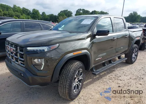 2023 GMC Canyon 4Wd Short Box At4 z USA, uszkodzony, nr VIN 1GTP6DEK1P1173867